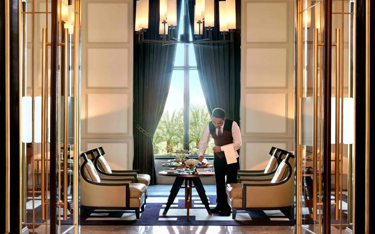 Fairmont Riyadh 5*,